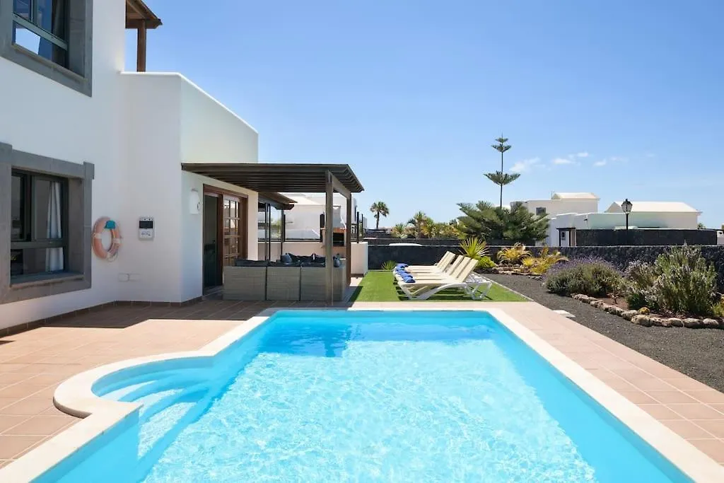 Hipoclub Villas, Aguamarina 30 Playa Blanca  0*, Playa Blanca (Lanzarote) Spain